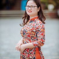 Cô Vũ Thị Thơm GV Toán